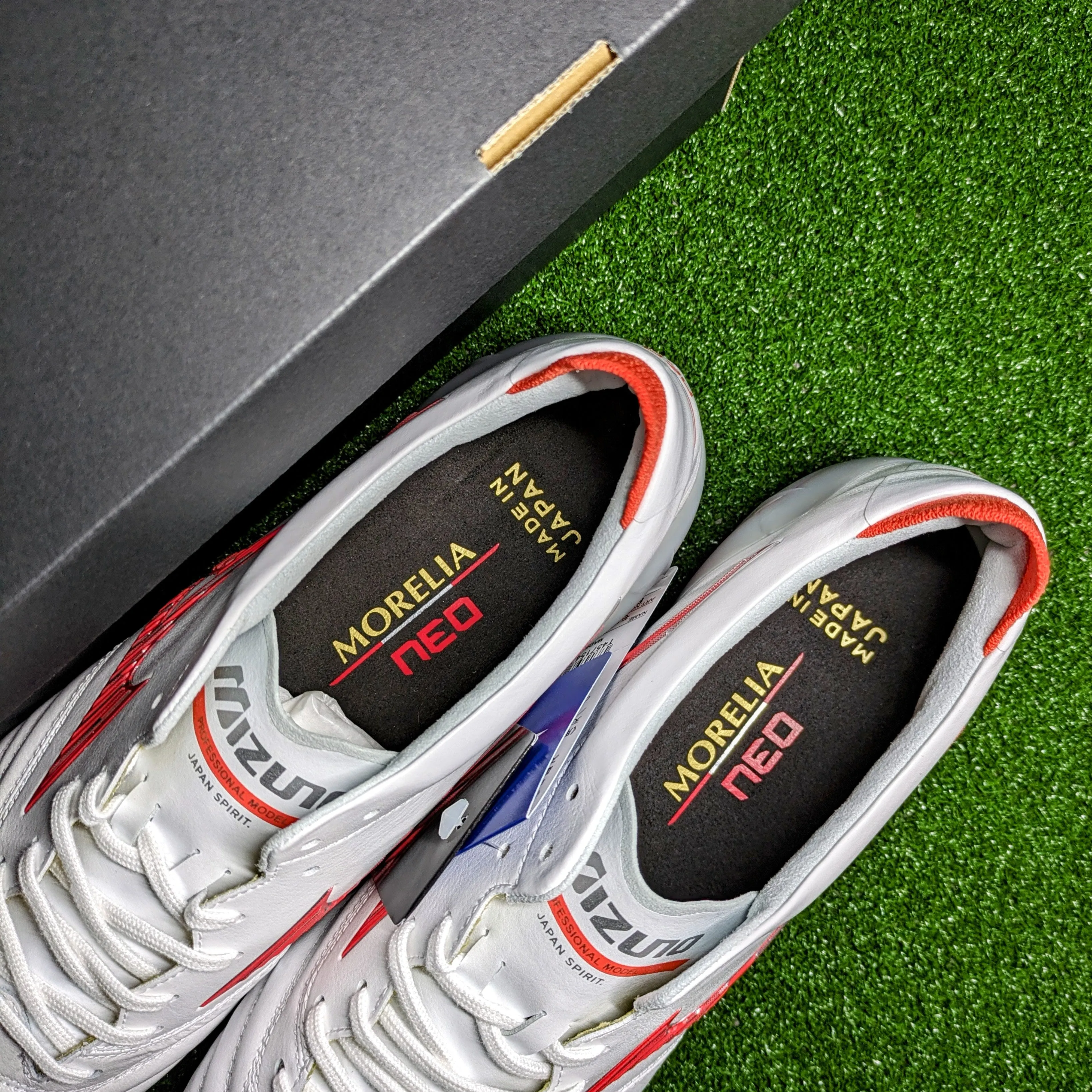 Mizuno Morelia Neo 4 Japan(Charge Pack)